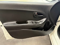 Kia - picanto - personenauto - 2011 - afbeelding 15 van  27