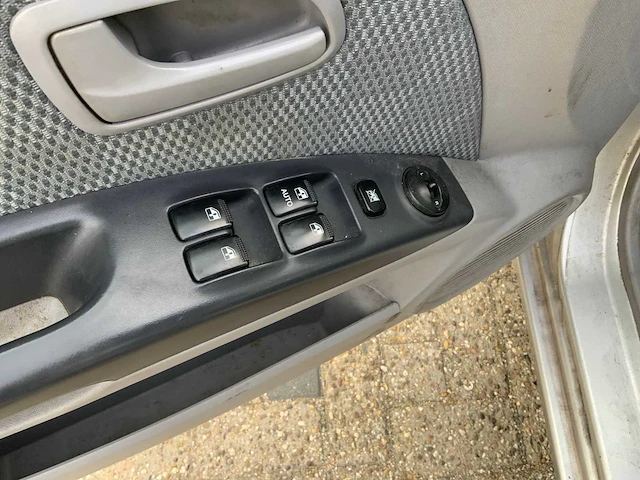 Kia - picanto automaat - car - 2006 - afbeelding 10 van  24