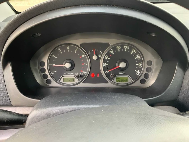 Kia - picanto automaat - car - 2006 - afbeelding 13 van  24