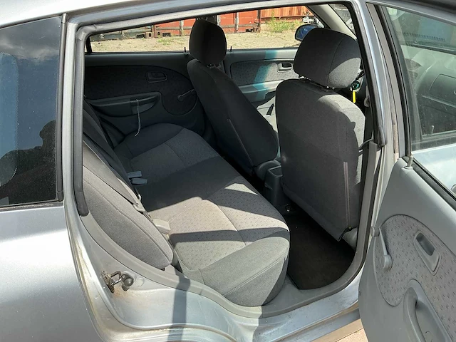 Kia - rio - 1.3 rs visto - personenauto - afbeelding 11 van  11
