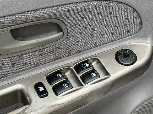 Kia - rio - 1.5 ls ice - 80-pz-dr - 2005 - afbeelding 9 van  10