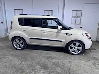 Kia - soul - 1.6 crdi x-ecutive - 61-jrz-7 - afbeelding 22 van  24