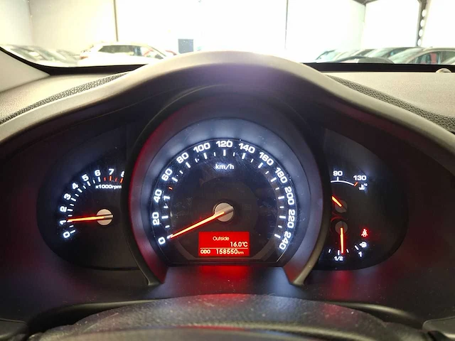 Kia - sportage - 1.6 gdi x-tra - 2012 - 135pk - afbeelding 27 van  30