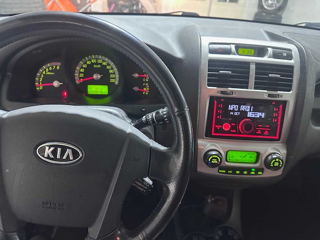 Kia - sportage - 2.0 cvvt x-ception lpg g3- 39-zn-px - afbeelding 21 van  21