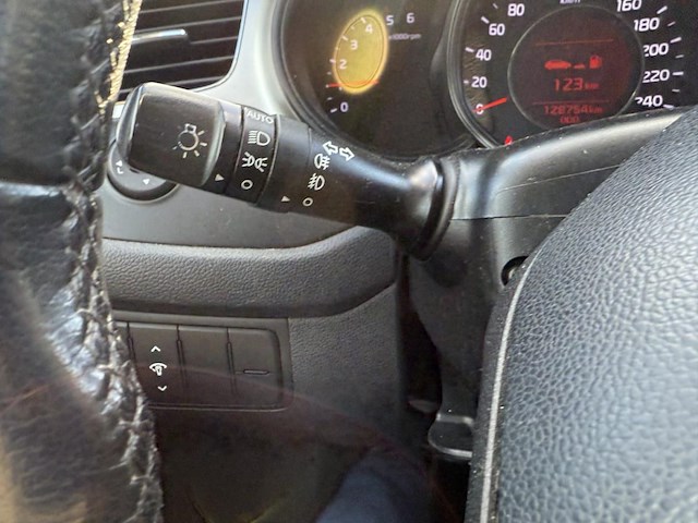 Kia cee'd 1.4 crdi easy,2015 - afbeelding 5 van  23