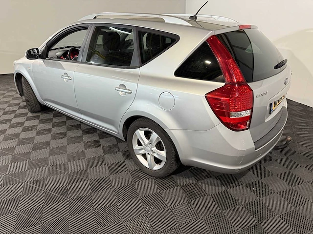 Kia cee'd 1.4 cvvt x-ecutive, 07-lxr-5 - afbeelding 6 van  13