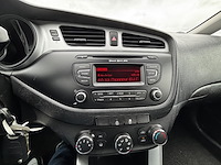 Kia cee'd 1.4i easy, 2013 - afbeelding 2 van  30