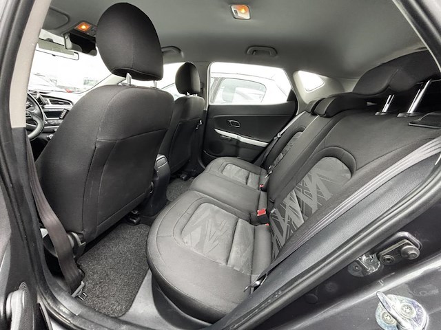 Kia cee'd 1.4i easy, 2013 - afbeelding 7 van  30