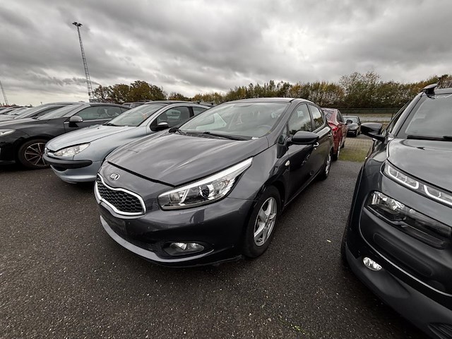 Kia cee'd 1.4i easy, 2013 - afbeelding 1 van  30