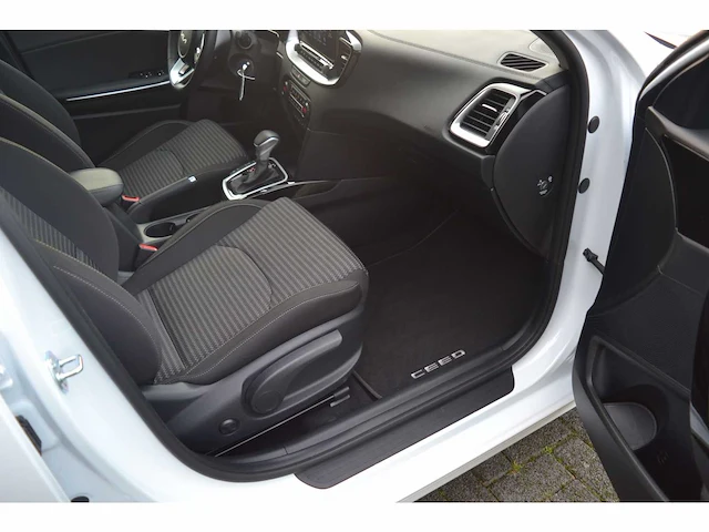 Kia ceed 1.5 t-gdi sportswagon - personenauto - afbeelding 4 van  25
