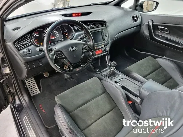 Kia cee'd 1.6 gt, n-996-sg - afbeelding 16 van  20