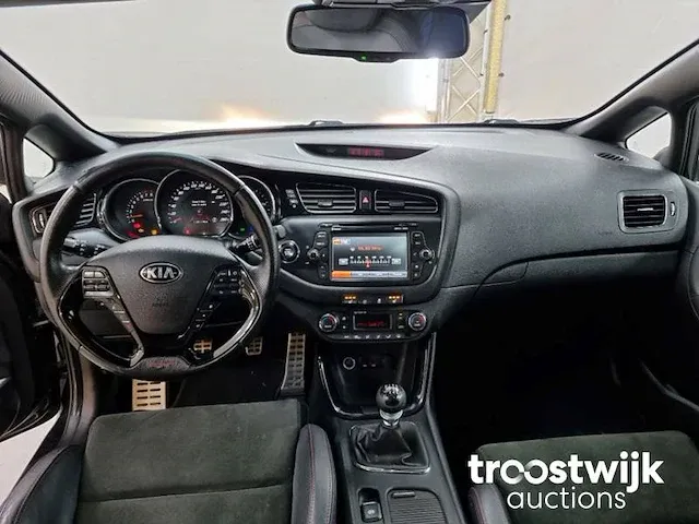 Kia cee'd 1.6 gt, n-996-sg - afbeelding 17 van  20