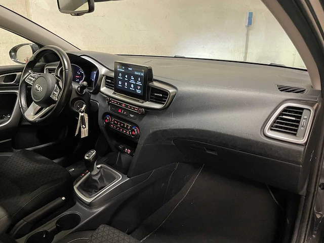 Kia ceed sportswagon 1.0 t-gdi dynamicline 120pk 2019 (origineel-nl+1e eigenaar), zp-520-t - afbeelding 35 van  56