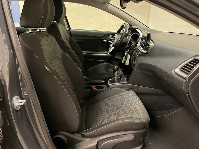Kia ceed sportswagon 1.0 t-gdi dynamicline 120pk 2019 (origineel-nl+1e eigenaar), zp-520-t - afbeelding 43 van  56