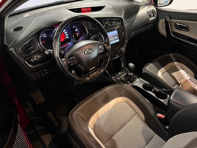 Kia cee'd sportswagon 1.6 crdi plus pack, 34-znh-6 - afbeelding 2 van  15