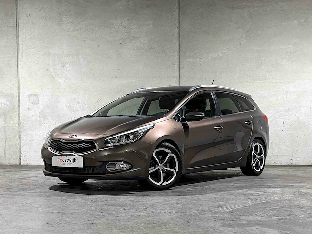 Kia cee'd sportswagon 1.6 gdi businessline 135pk 2014, 5-trk-97 - afbeelding 1 van  66