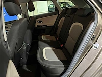 Kia cee'd sportswagon 1.6 gdi businessline 135pk 2014, 5-trk-97 - afbeelding 44 van  66