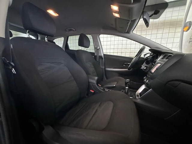 Kia cee'd sportswagon 1.6 gdi first edition | hd-431-v - afbeelding 17 van  27
