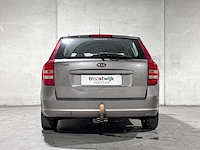 Kia cee'd sporty wagon 1.6 business edition 122pk 2008, 11-zd-rf youngtimer - afbeelding 3 van  37