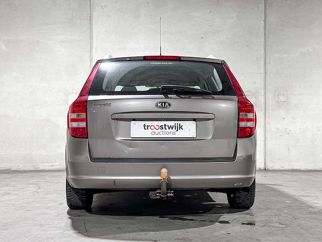 Kia cee'd sporty wagon 1.6 business edition 122pk 2008, 11-zd-rf youngtimer - afbeelding 3 van  37