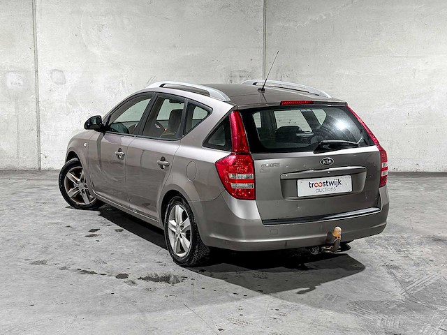 Kia cee'd sporty wagon 1.6 business edition 122pk 2008, 11-zd-rf youngtimer - afbeelding 6 van  37