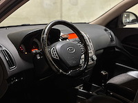 Kia cee'd sporty wagon 1.6 business edition 122pk 2008, 11-zd-rf youngtimer - afbeelding 8 van  37