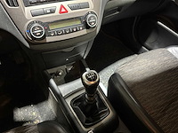 Kia cee'd sporty wagon 1.6 business edition 122pk 2008, 11-zd-rf youngtimer - afbeelding 17 van  37
