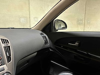 Kia cee'd sporty wagon 1.6 business edition 122pk 2008, 11-zd-rf youngtimer - afbeelding 19 van  37