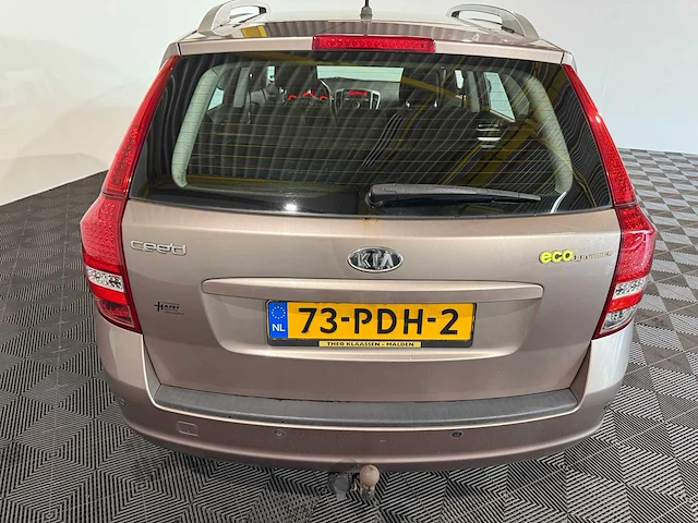 Kia cee'd sporty wagon 1.6 crdi x-ecutive, 73-pdh-2 - afbeelding 7 van  13