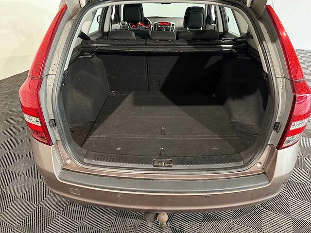 Kia cee'd sporty wagon 1.6 crdi x-ecutive, 73-pdh-2 - afbeelding 8 van  13