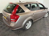 Kia cee'd sporty wagon 1.6 crdi x-ecutive, 73-pdh-2 - afbeelding 9 van  13