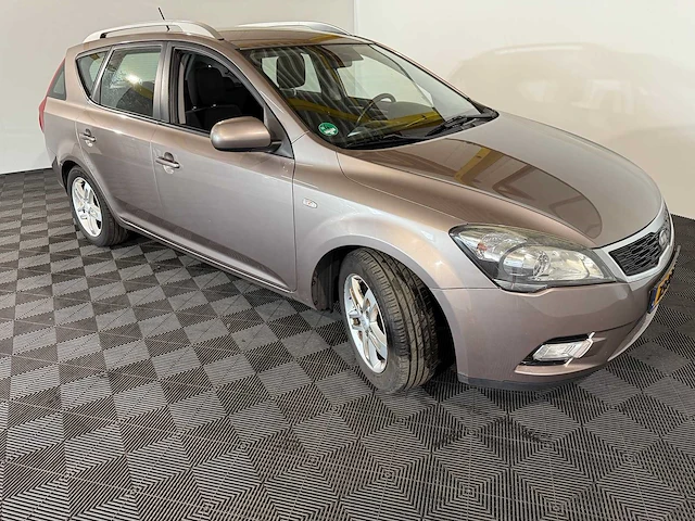 Kia cee'd sporty wagon 1.6 crdi x-ecutive, 73-pdh-2 - afbeelding 10 van  13