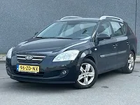 Kia cee'd sporty wagon 1.6 x-clusive | 96-zd-nx