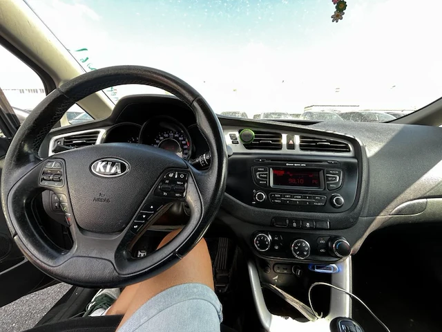 Kia cee'd sw 1.6 crdi easy 110, 2013 - afbeelding 2 van  34