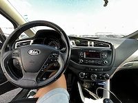 Kia cee'd sw 1.6 crdi easy 110, 2013 - afbeelding 2 van  34