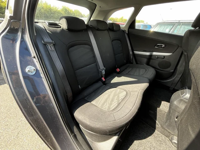 Kia cee'd sw 1.6 crdi easy 110, 2013 - afbeelding 16 van  34