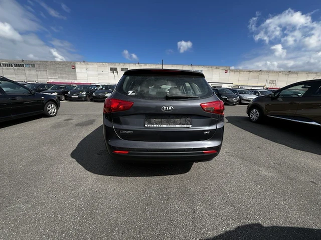 Kia cee'd sw 1.6 crdi easy 110, 2013 - afbeelding 31 van  34