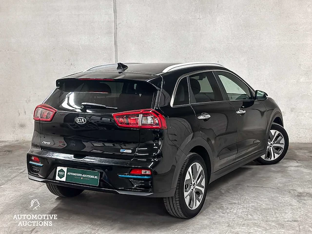 Kia e-niro executiveline 64 kwh 204pk 2019 (origineel-nl + 1e eigenaar), g-935-sh - afbeelding 5 van  56