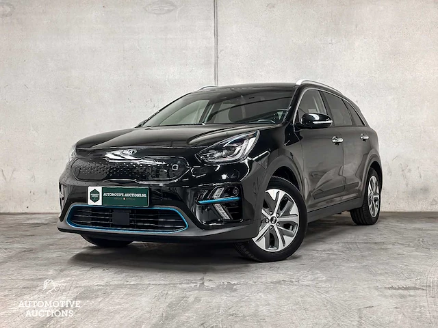 Kia e-niro executiveline 64 kwh 204pk 2019 (origineel-nl + 1e eigenaar), g-935-sh - afbeelding 1 van  56