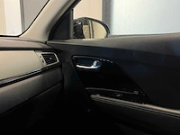 Kia e-niro executiveline 64 kwh 204pk 2019 (origineel-nl + 1e eigenaar), g-935-sh - afbeelding 28 van  56