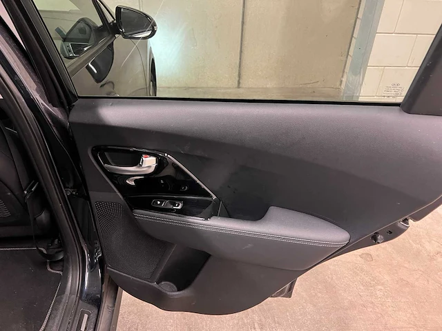 Kia e-niro executiveline 64 kwh 204pk 2019 (origineel-nl), zb-122-x - afbeelding 39 van  52