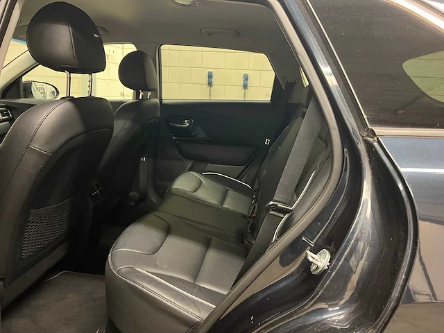 Kia e-niro executiveline 64 kwh 204pk 2019 (origineel-nl), zb-122-x - afbeelding 41 van  52