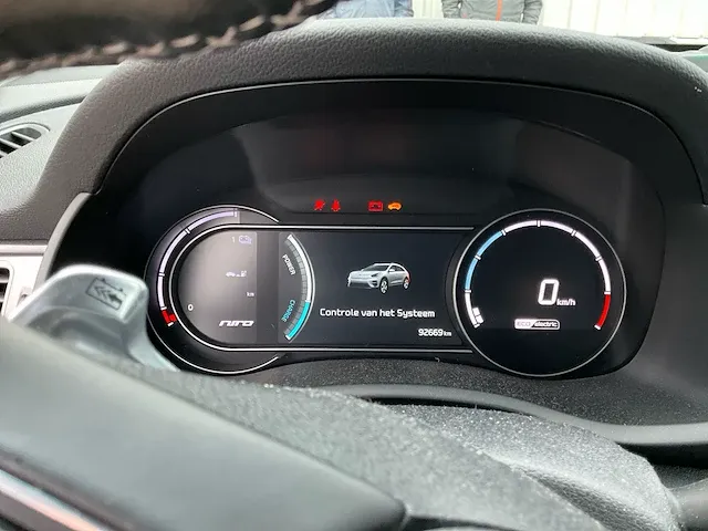 Kia e-niro personenauto - afbeelding 5 van  27