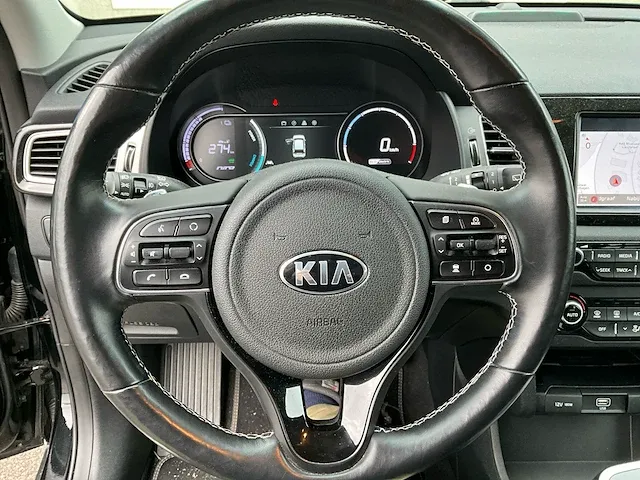 Kia e-niro personenauto - afbeelding 9 van  27
