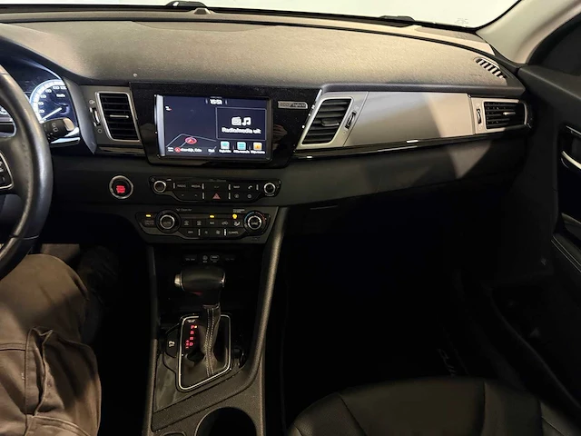 Kia niro 1.6 gdi h. execut.l, kt-552-f - afbeelding 2 van  12