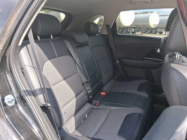 Kia niro 1.6 gdi hybrid businessline 2017 | l-932-tv - afbeelding 28 van  30