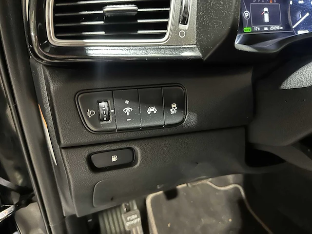 Kia niro 1.6 gdi hybrid dynamicline 105pk 2017, pv-933-t - afbeelding 14 van  41