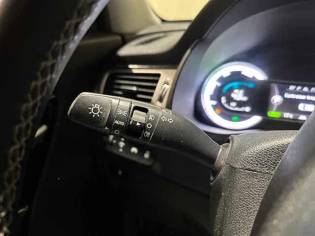 Kia niro 1.6 gdi hybrid dynamicline 105pk 2017, pv-933-t - afbeelding 17 van  41