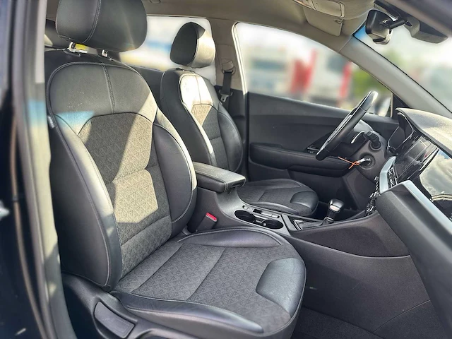 Kia niro 1.6 gdi hybrid executive line 2019 | g-749-bl - afbeelding 22 van  30