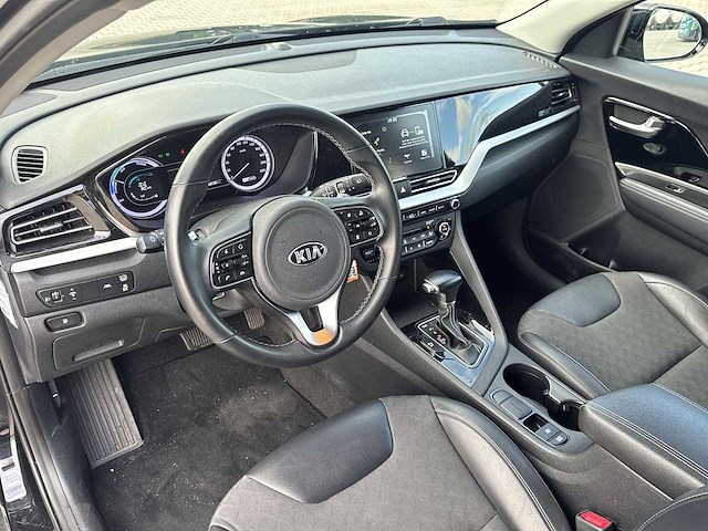 Kia niro 1.6 gdi hybrid executive line 2019 | g-749-bl - afbeelding 11 van  31